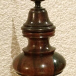 stage tournage sur bois, creusage au crochet jurassien